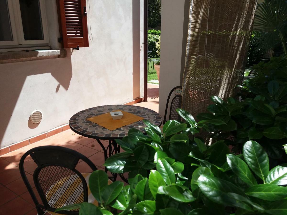 Casa Maria Teresa Lägenhet Cannero Riviera Exteriör bild